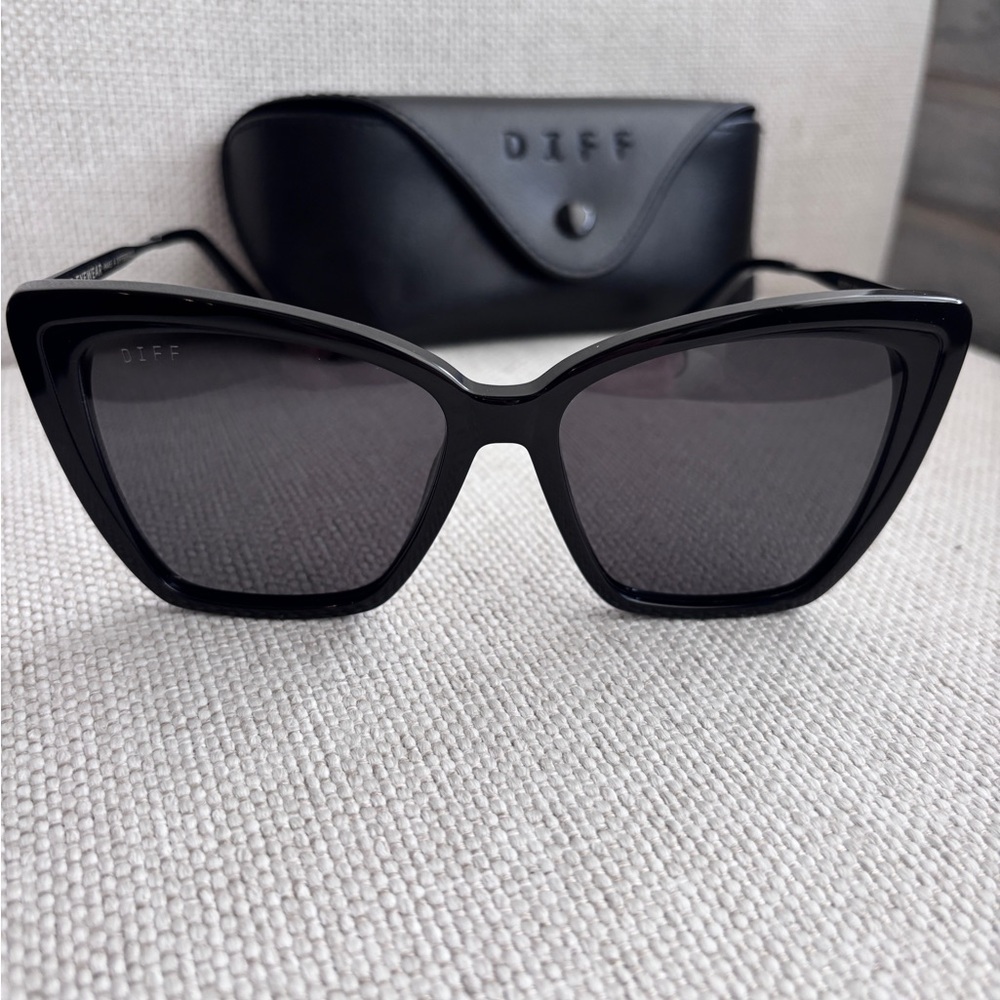 DIFF Eyewear Polarized Becky iii Sunglasses
